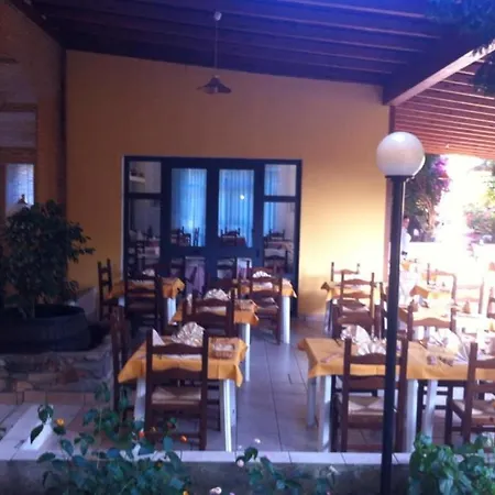 Hotel La Conchiglia 3*